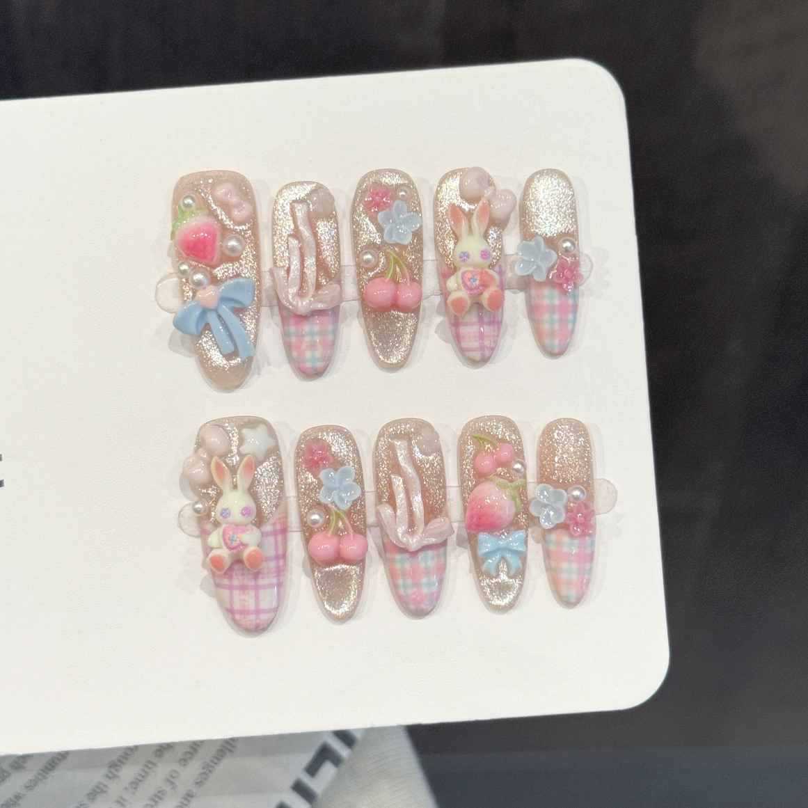 Pressed Flower Art - 10 SZT. Owalne, ręcznie robione paznokcie