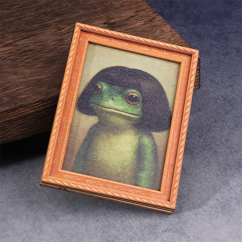 Engraved Wood Frame - Mini Drewniana Ramka na Zdjęcia Żaba